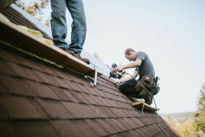 Local Roofers in Cowans Vlg, PA